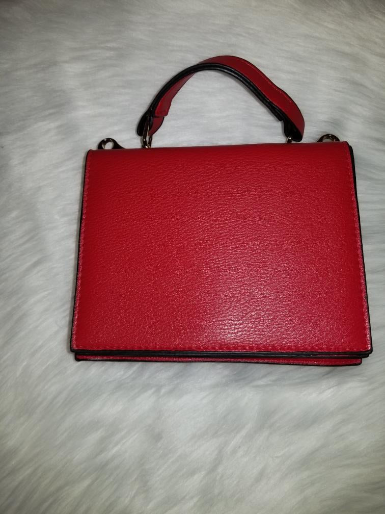 NY Square Shoulder Bag