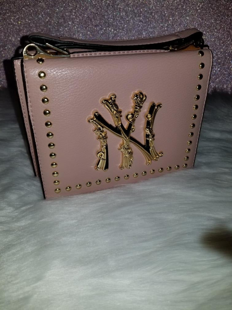 NY Square Shoulder Bag