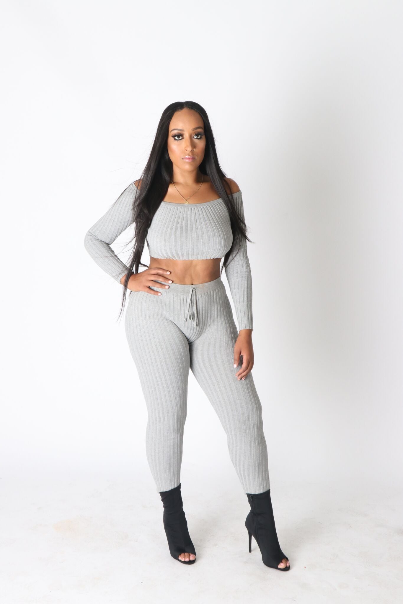RIBBED SET
